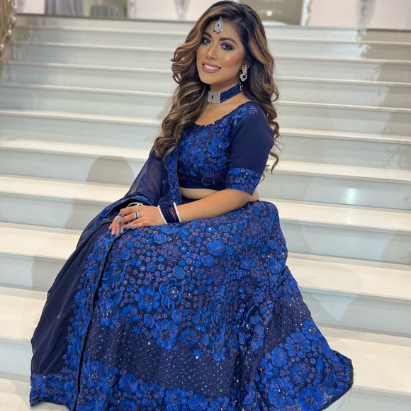 Royal blue lahenga  Indian Pakistani - Picture 4 of 5